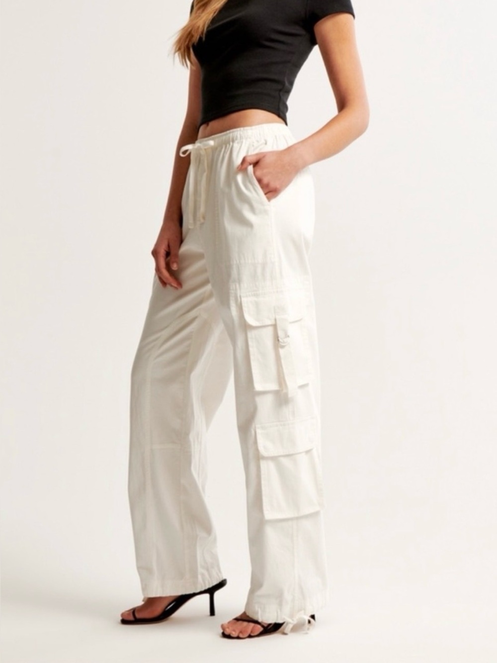 Abercrombie & Fitch High Rise Baggy Cargo Pant size M White